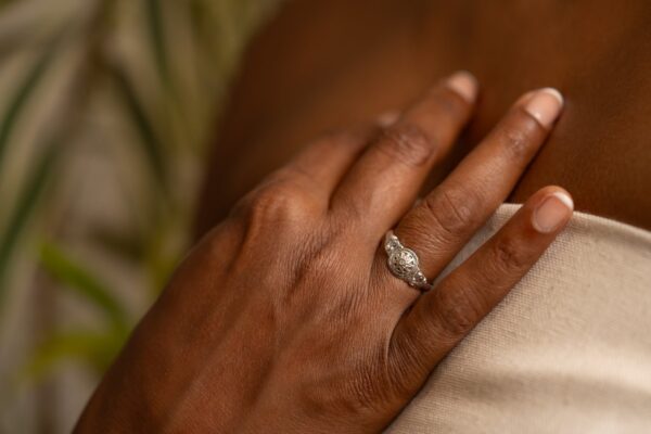 Bague agrippa histoire romaine en or blanc joaillerie taillandier