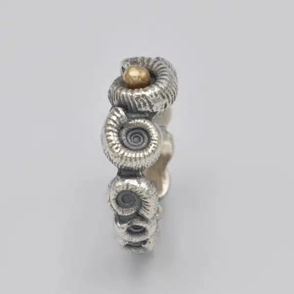 Bague ammonite