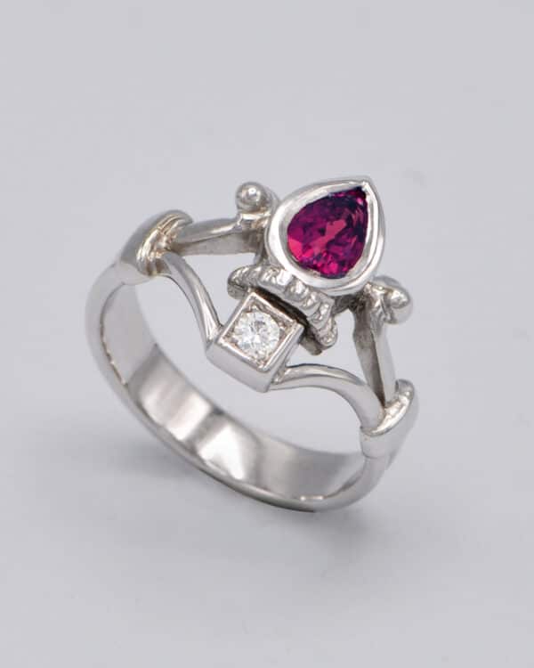 Bague diadème saphir rose naturel madagscar