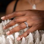 Bague oeuf de dinosaure diamant or blanc 18k Joaillerie Taillandier