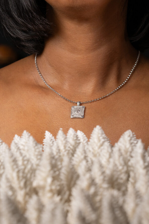 Pendentif oursin or blanc 18k Joaillerie Taillandier