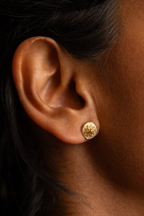 Boucles d'oreilles antique agrippa or jaune 18k joaillerie Taillandier