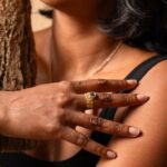 Bague poirier saphir diamant or jaune18k Joaillerie Taillandier