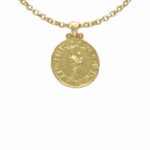 Médaille vierge drapée