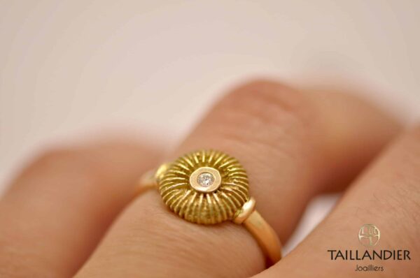 bague-corail-or-jaune