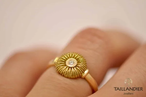 bague-corail-or-jaune