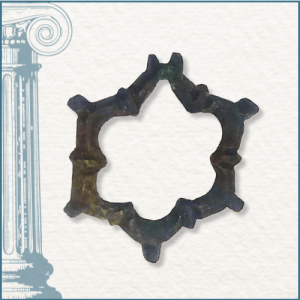Boucle en bronze polylobée cabinet de curiosités Joaillerie Taillandier