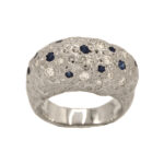 Bague bombée en or blanc